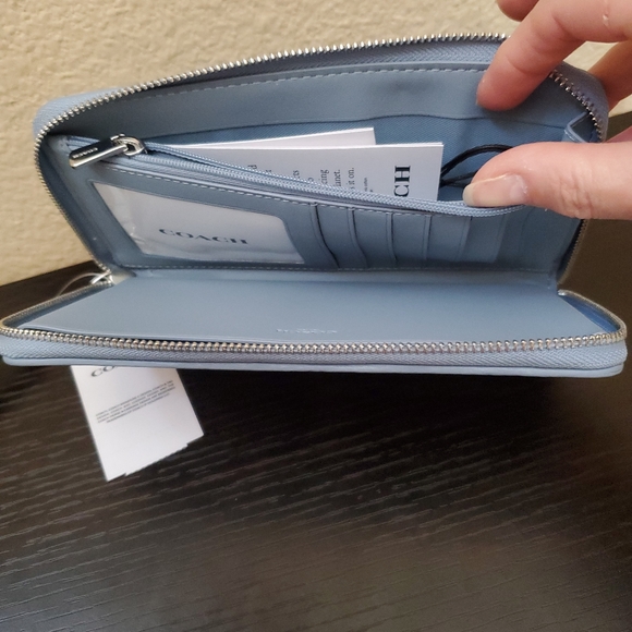 Coach Dempsey Large Phone Wallet In Signature Jacquard Witn Stripe And C… - Picture 11 of 13